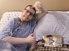 Technoblade, Minecraft Youtuber Dies From Cancer At 23